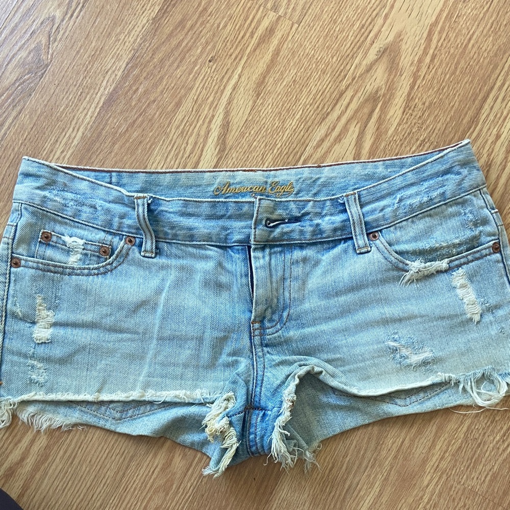 American Eagle Outfitters Light Wash Distressed Jean Shorts
